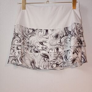 Elegant White and Black Marble Skirt